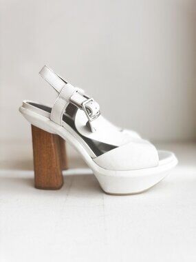 Marni White Leather Wood Heel Sandals 39